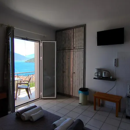 Mema'S Apartment Agia Efimia Room photo