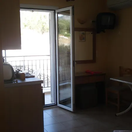 Mema'S Apartment Agia Efimia Exterior photo