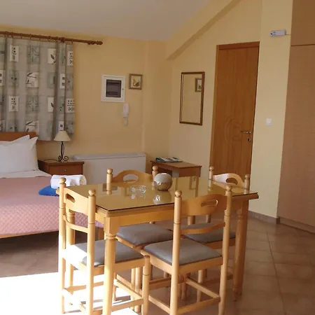 Mema'S Apartment Agia Efimia Room photo