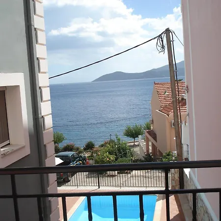 Mema'S Apartment Agia Efimia Exterior photo
