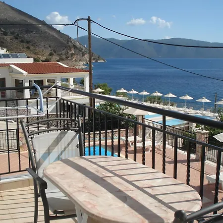 Mema'S Apartment Agia Efimia Exterior photo