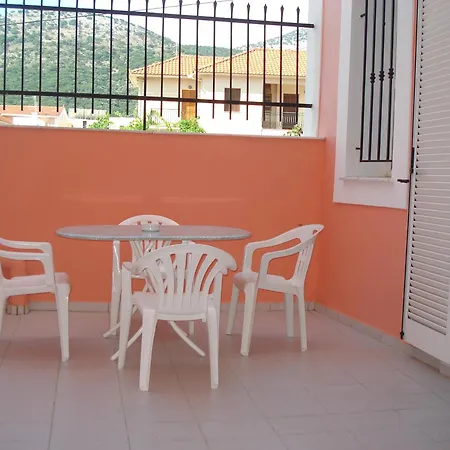 Mema'S Apartment Agia Efimia Exterior photo