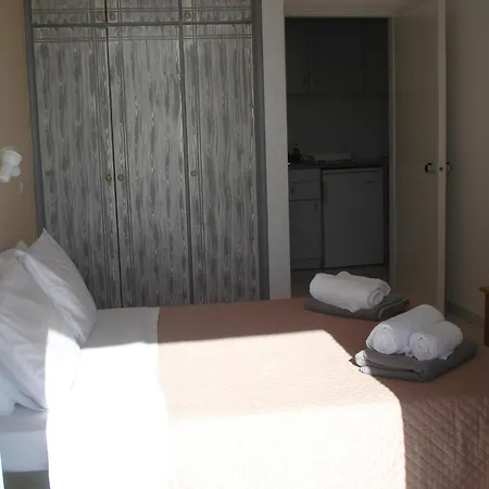 Mema'S Apartment Agia Efimia Room photo