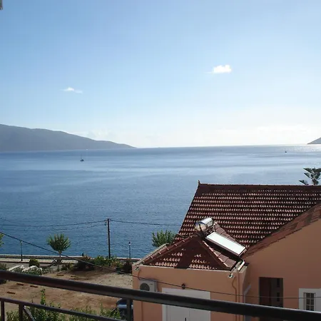 Mema'S Apartment Agia Efimia Room photo