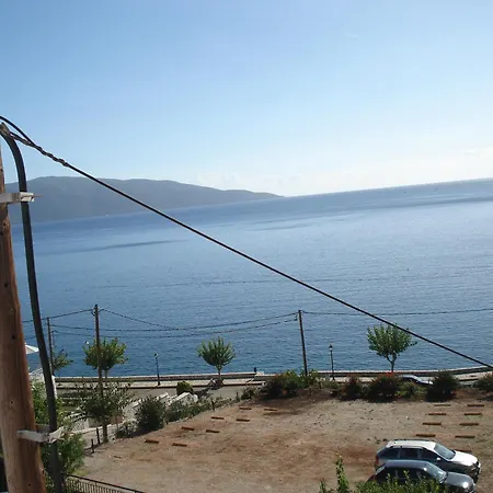 Mema'S Apartment Agia Efimia Room photo
