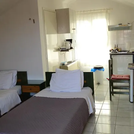 Mema'S Apartment Agia Efimia Room photo