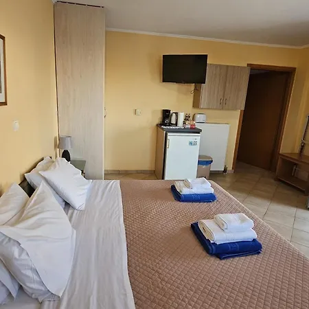 Mema'S Apartment Agia Efimia Room photo