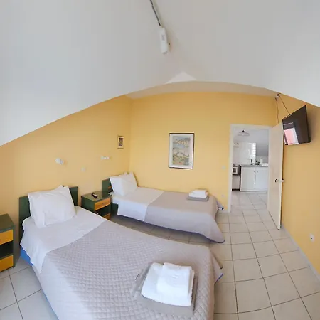Mema'S Apartment Agia Efimia Room photo