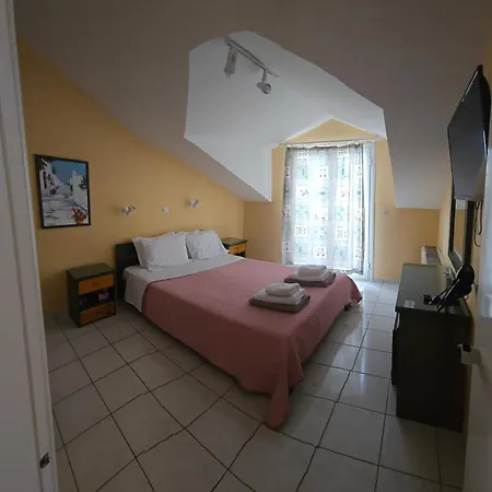 Mema'S Apartment Agia Efimia Room photo