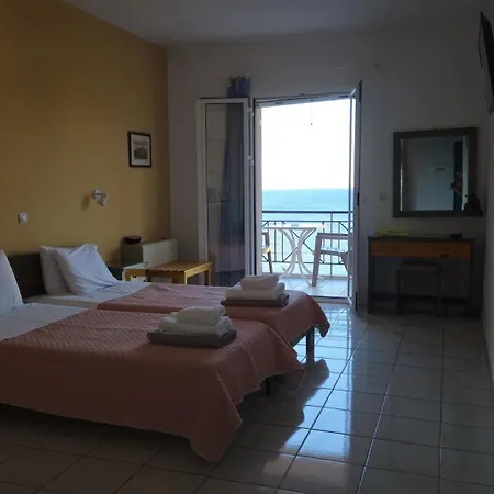 Mema'S Apartment Agia Efimia Room photo