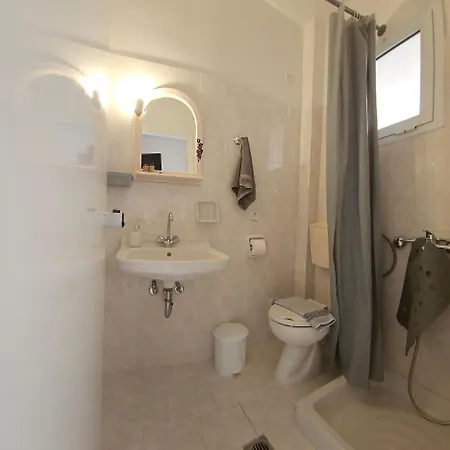 Mema'S Apartment Agia Efimia Room photo