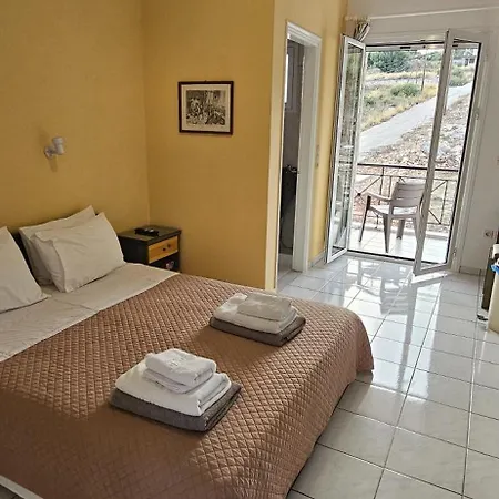 Mema'S Apartment Agia Efimia Room photo