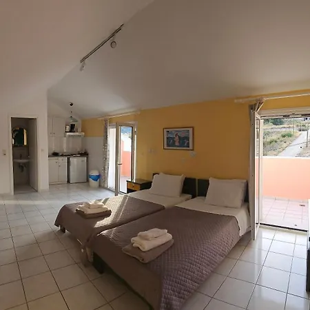 Mema'S Apartment Agia Efimia Room photo