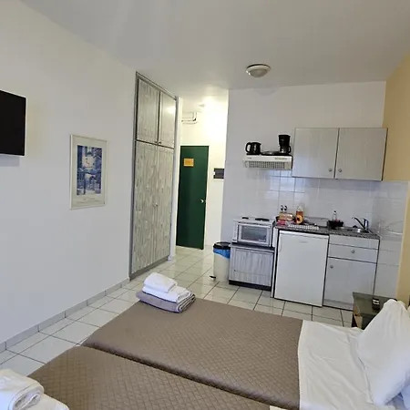 Mema'S Apartment Agia Efimia Room photo