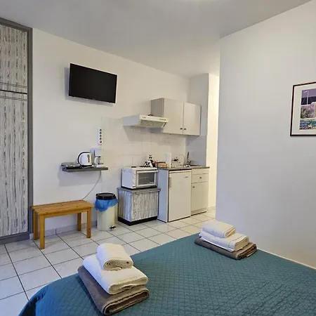 Mema'S Apartment Agia Efimia Room photo