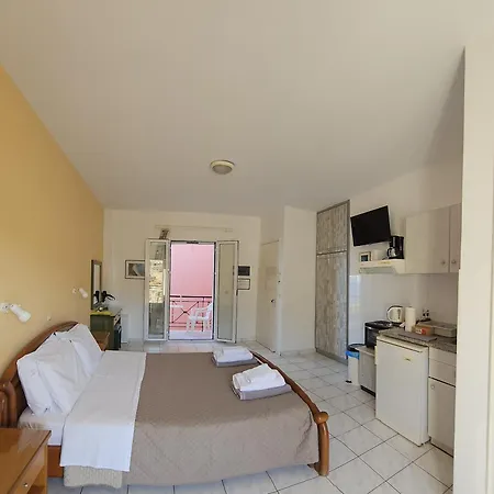 Mema'S Apartment Agia Efimia Room photo