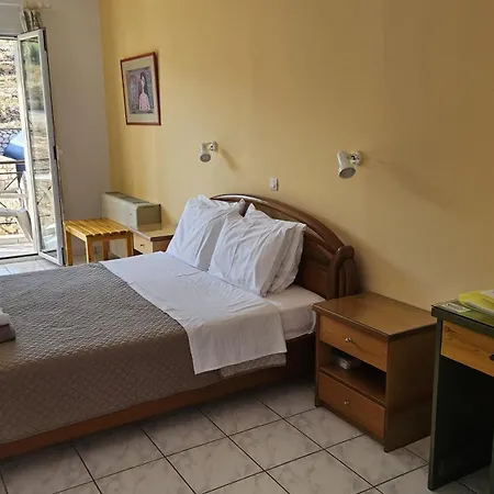 Mema'S Apartment Agia Efimia Room photo