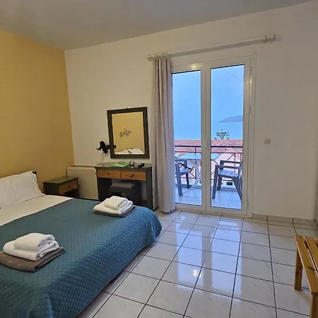 Mema'S Apartment Agia Efimia Room photo