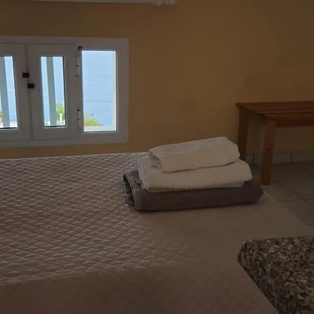 Mema'S Apartment Agia Efimia Room photo
