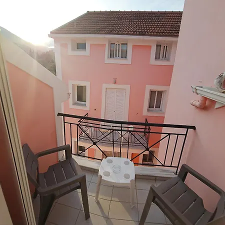 Mema'S Apartment Agia Efimia Room photo