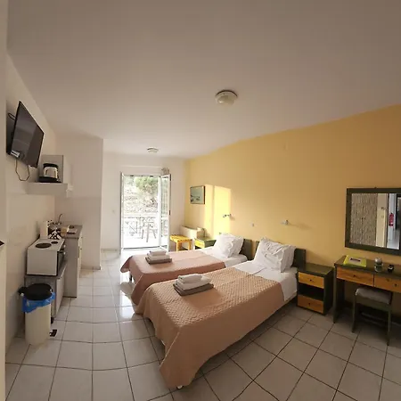 Mema'S Apartment Agia Efimia Room photo