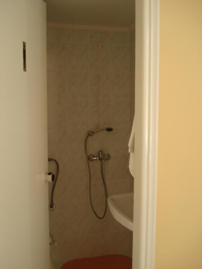 Apartment Mema's *